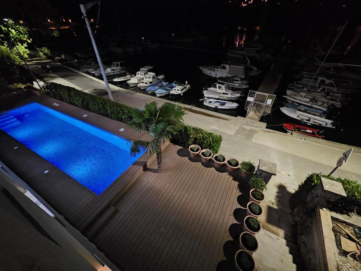 Villa Gaj Omišalj Екстериор снимка