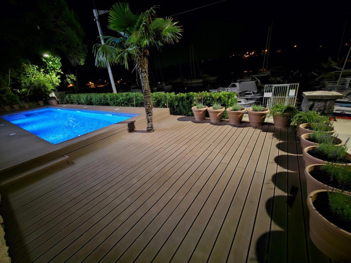 Villa Gaj Omišalj Екстериор снимка
